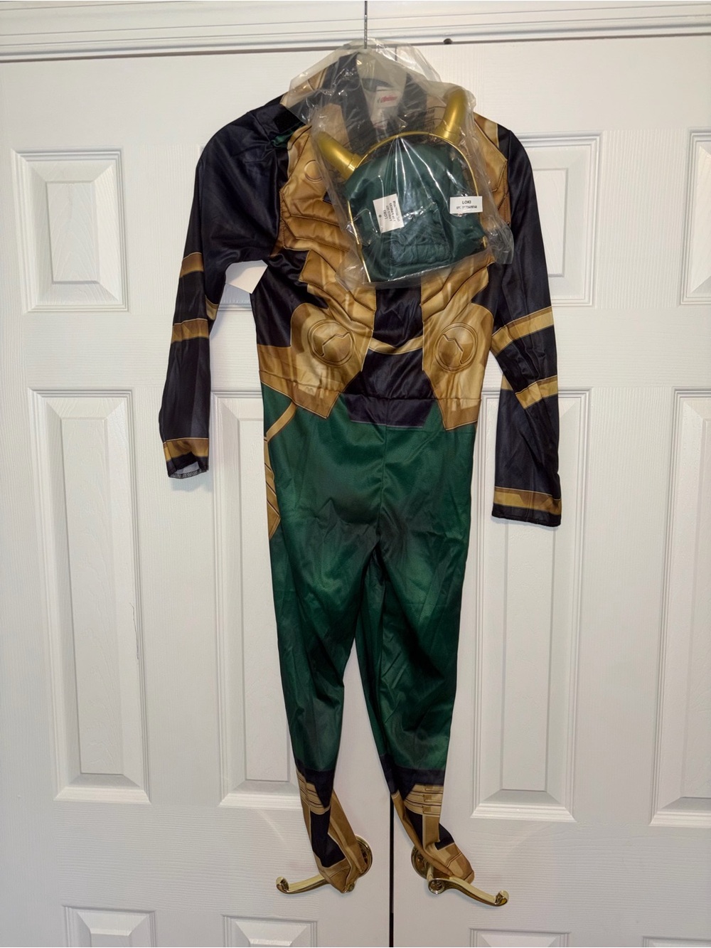 Marvel Avengers Loki Padded Costume Jumpsuit w Headpiece & Cape Boys M JWC1822
